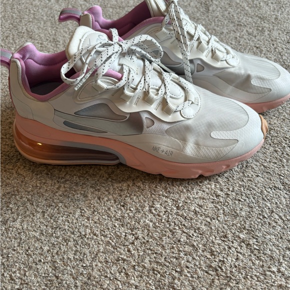 Nike React Tennis Shoes - Picture 2 of 3